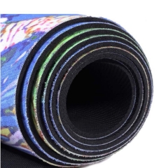 tapis de yoga en suède
